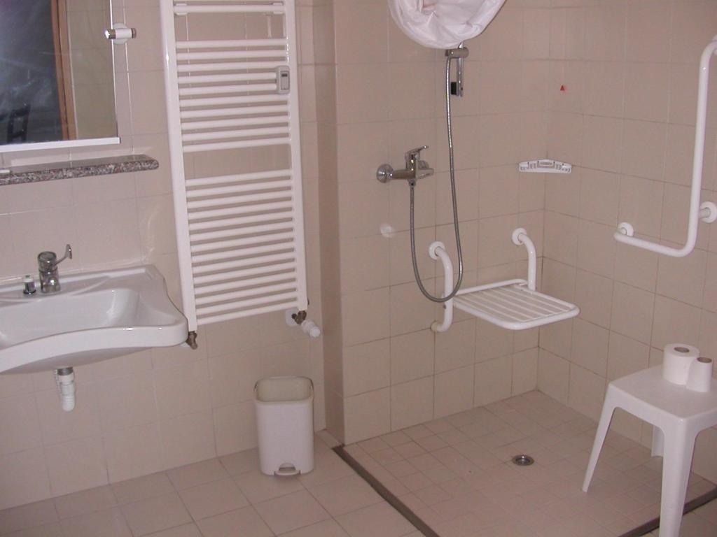 Residence Laura Bordighera Habitación foto